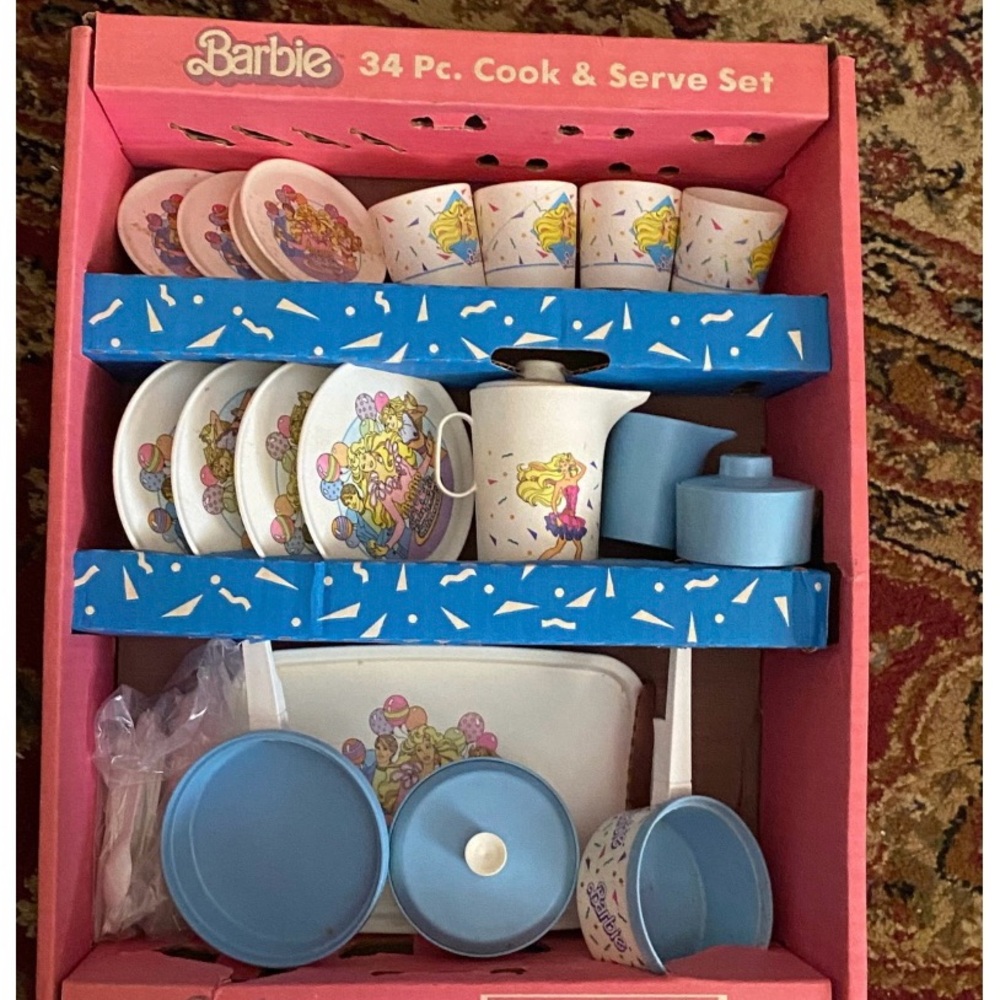 Barbie Cook & Serve Set from 1989, complete set